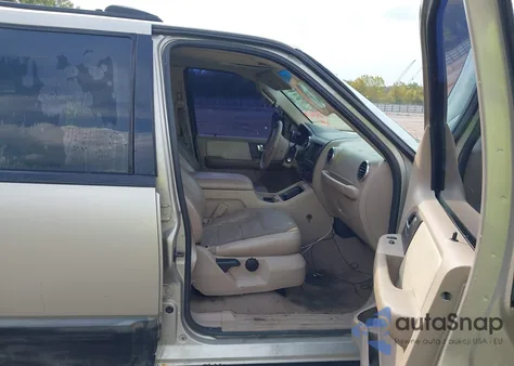 2004 Ford Expedition Nbx/Xlt из США, поврежденный, VIN 1FMFU16L74LB27897